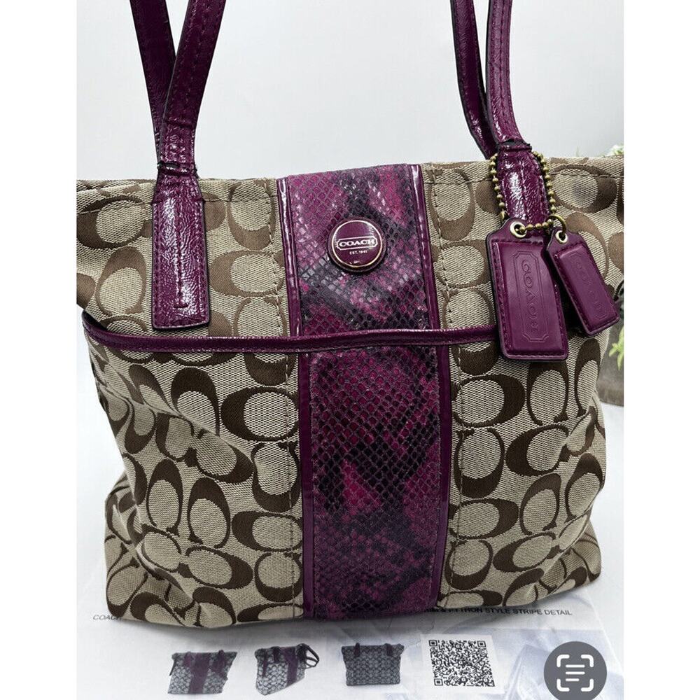 Authenticated F25706 Raspberry Snakeskin Tan Brown Signature Logo Tote Bag